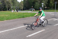 Přibrzdím
