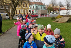 Čekáme na autobus