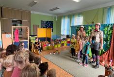 V korunách stromů: Podzim
