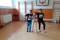Sportujeme v tělocvičně