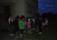 Nocování s páťáky
