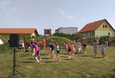 Tanec školáků