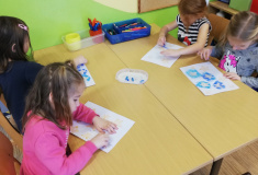 V ateliéru noční oblohu