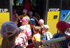 Hurá do autobusu