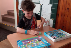 Skládání puzzle